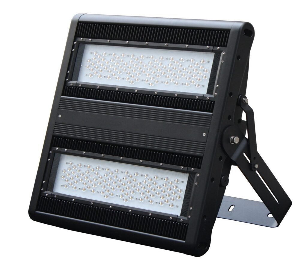 500 Watt natural white dimmable 15x15° dual lens/ PCB LED flood light (IP65) - LED Floodlight - JNLED