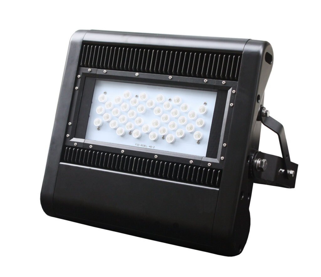 80 Watt natural white non-dimmable 15x15° single lens/ PCB LED flood light (IP65) - LED Floodlight - JNLED